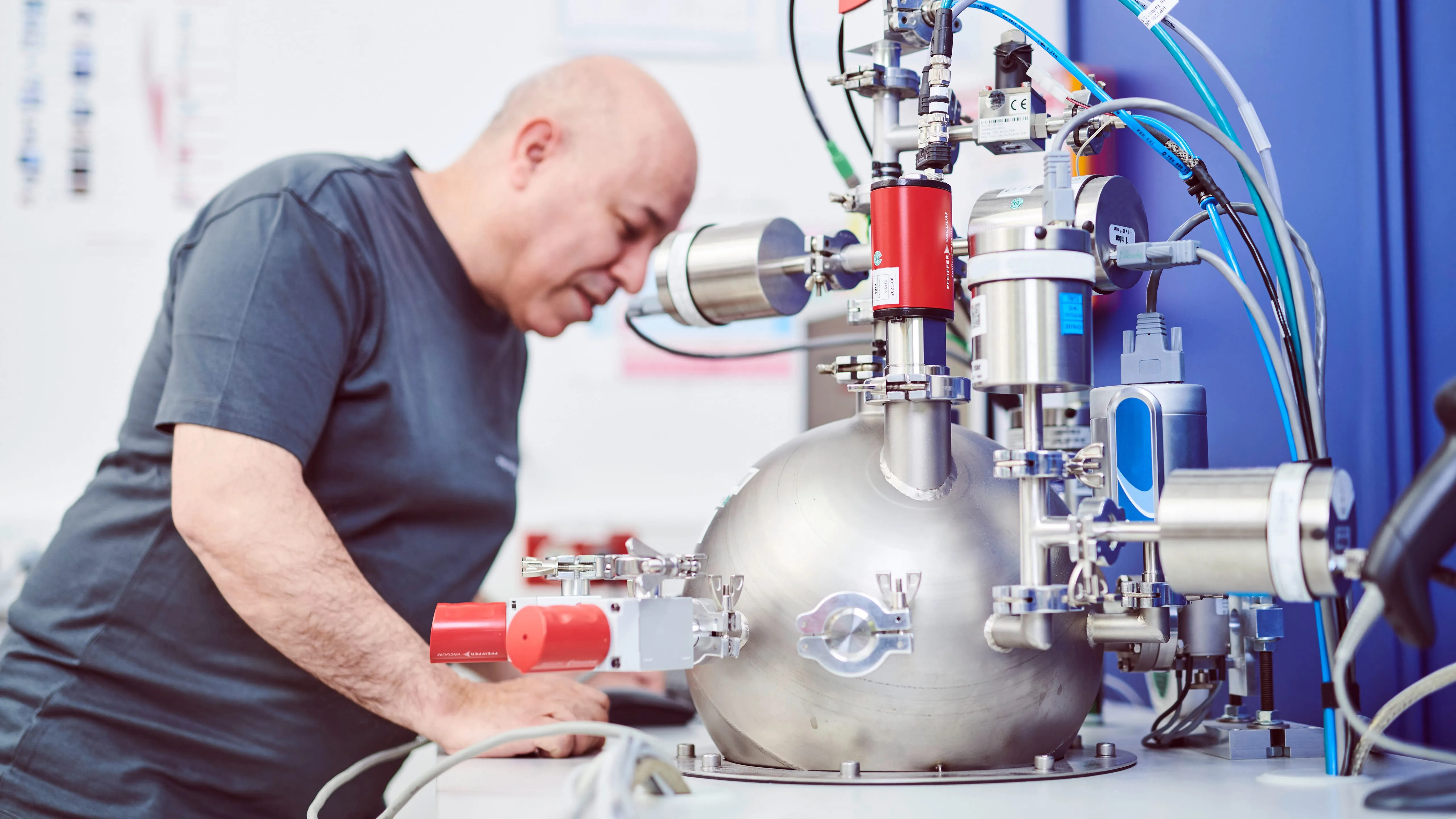 Service And Support Stage