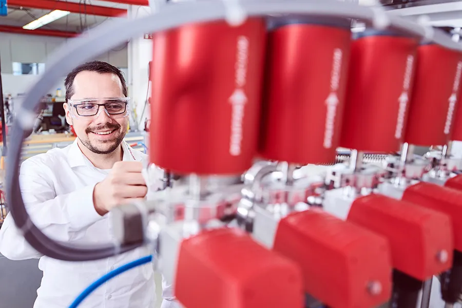 Total Pressure Gauges